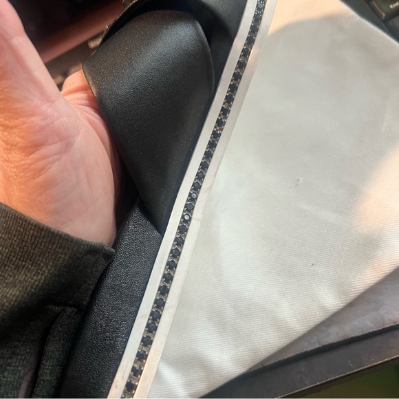 EUC KARL LAGERFELD JANIE SLIDE SIZE 5 1/2. - Picture 2 of 9